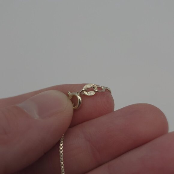 19 Inch Sterling Silver Fancy Style Cubic Zirconia Necklace A891 - Picture 6 of 8